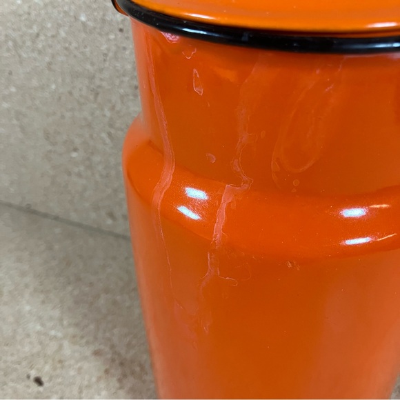 Vintage Enamelware 11" Orange Milk Jug Can w/ Lid & Brown Wood Handle Poland - Picture 9 of 10
